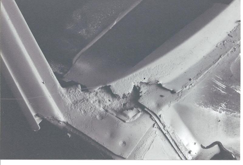 Name:  LowerWindshieldRust.jpg
Views: 429
Size:  42.6 KB