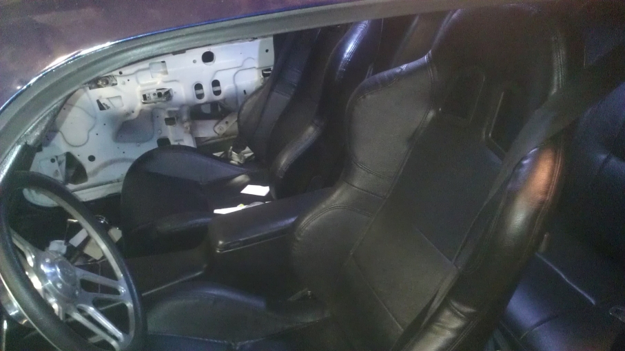 Name:  frontseats.jpg
Views: 64
Size:  301.8 KB