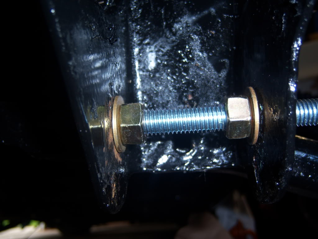 Name:  013-1.jpg
Views: 408
Size:  126.9 KB