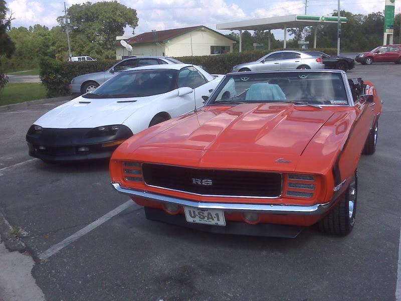 Name:  9-26-09Camaroshow2.jpg
Views: 12
Size:  100.4 KB