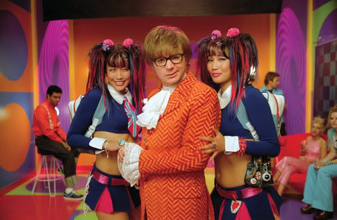 Name:  austin_powers_withthetwins.jpg
Views: 8
Size:  36.9 KB